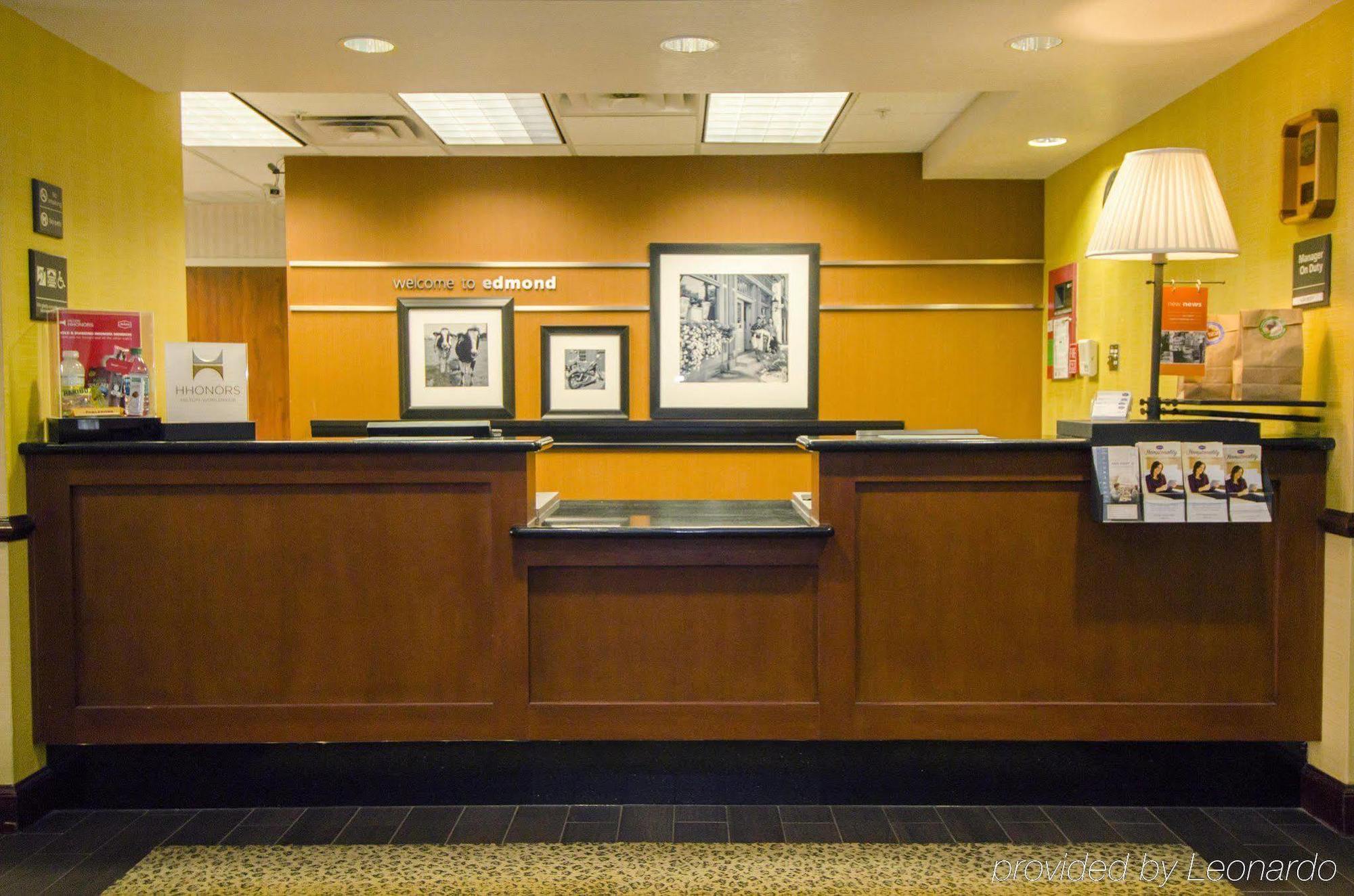 Hampton Inn Edmond Ngoại thất bức ảnh
